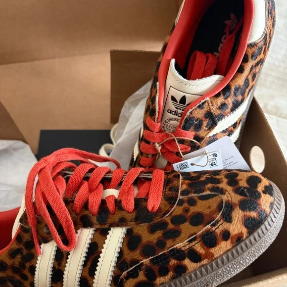 Adidas Samba OG in Cheetah - Picture 2 of 4
